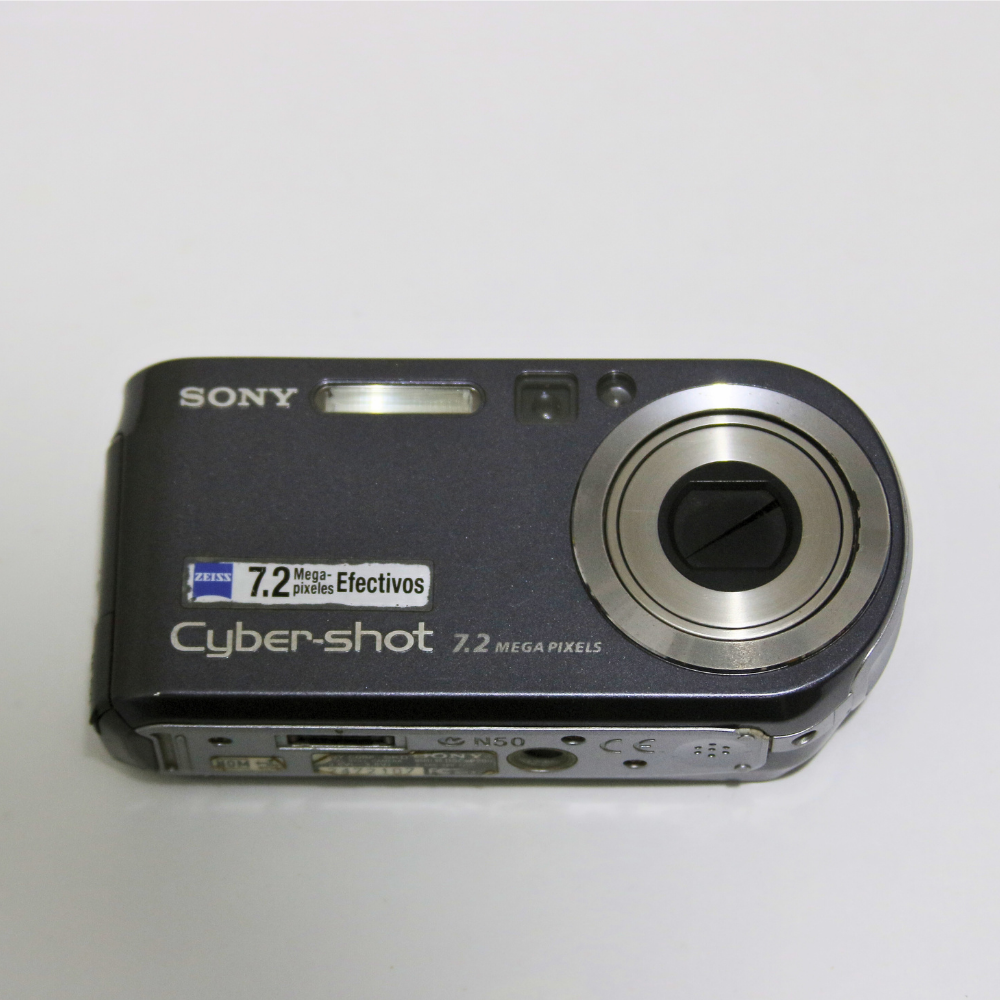 Sony Cyber-shot DSC-P200