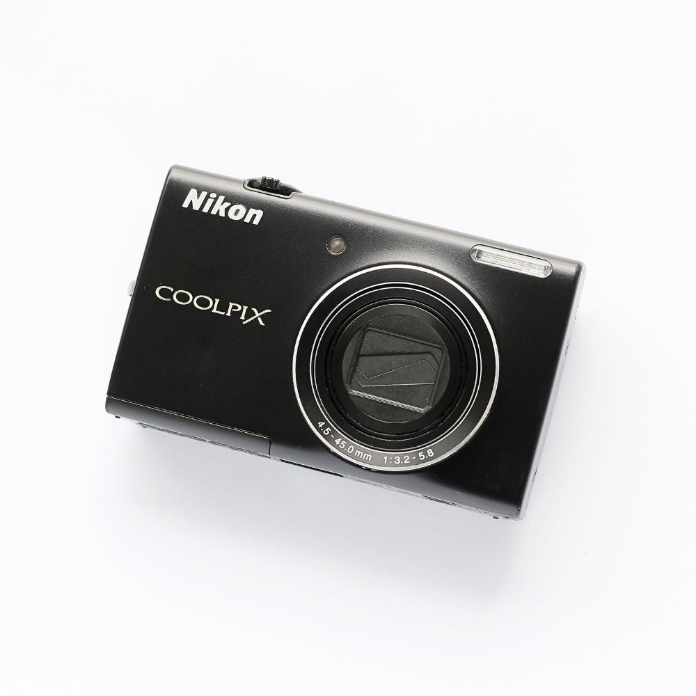 Nikon COOLPIX S6200