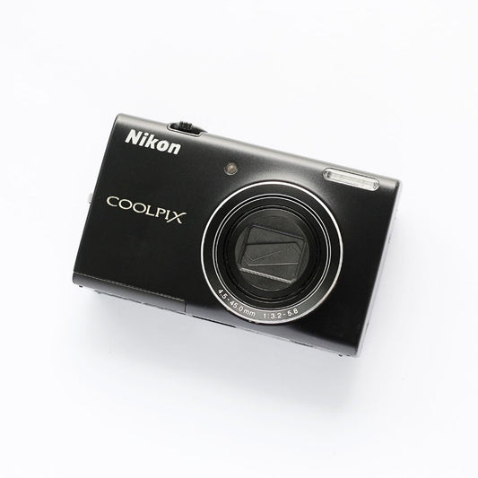 Nikon COOLPIX S6200