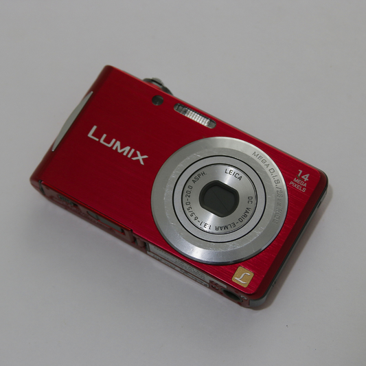 Panasonic LUMIX DMC-FH2
