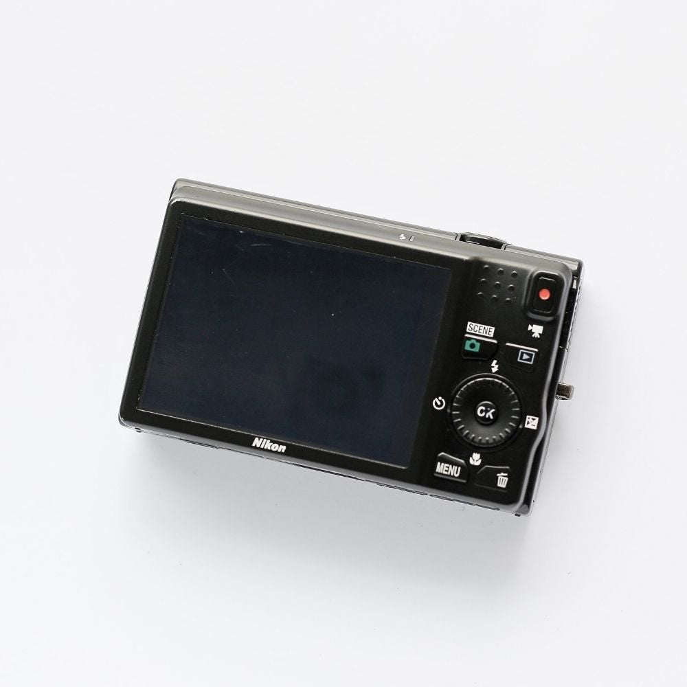 Nikon COOLPIX S6200