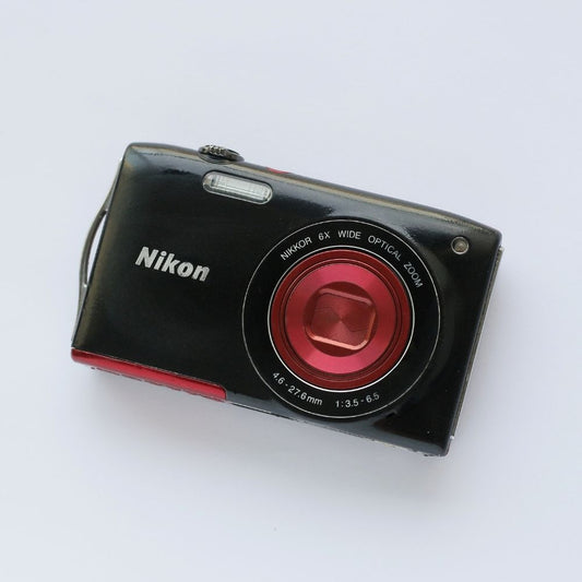 Nikon COOLPIX S3200