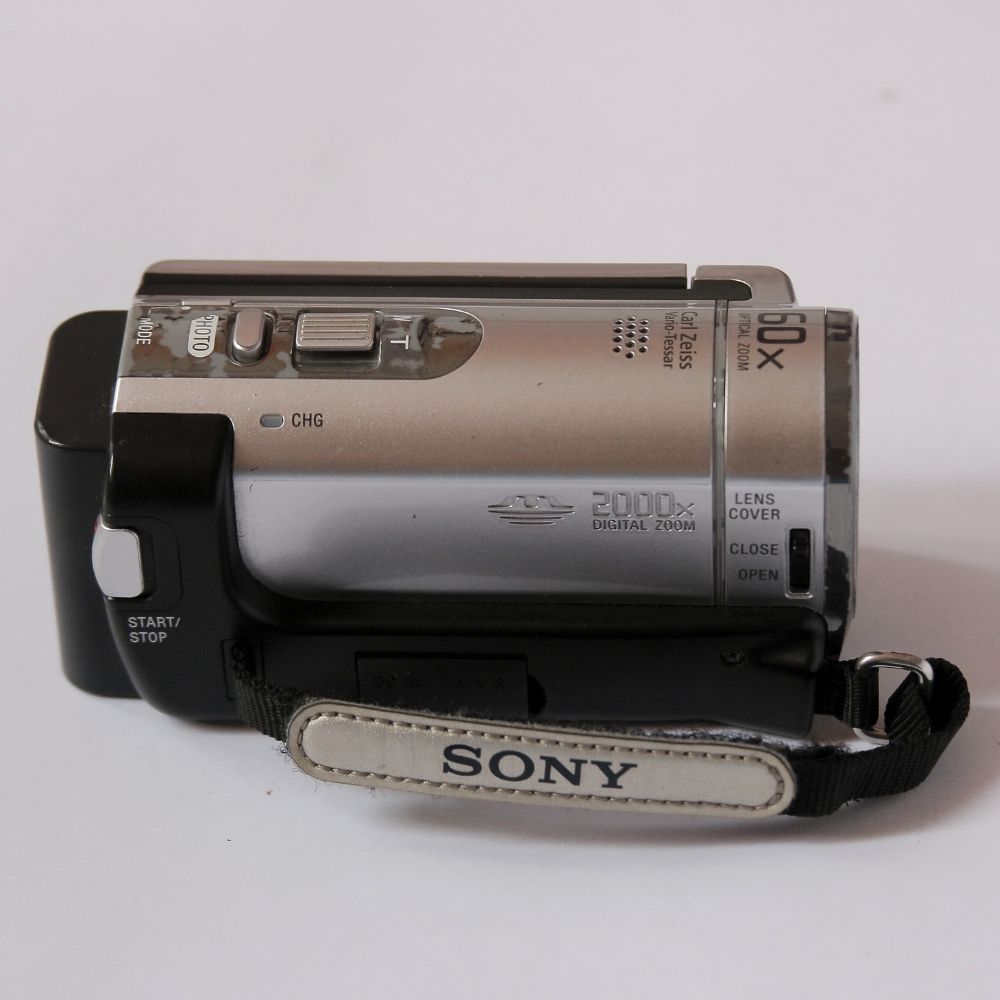 SONY Handycam DCR-SR63