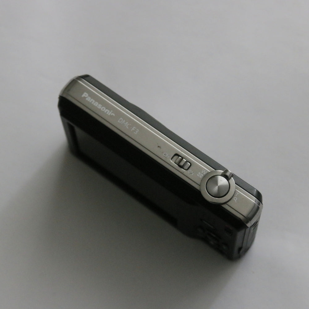 Panasonic Lumix DMC-F3