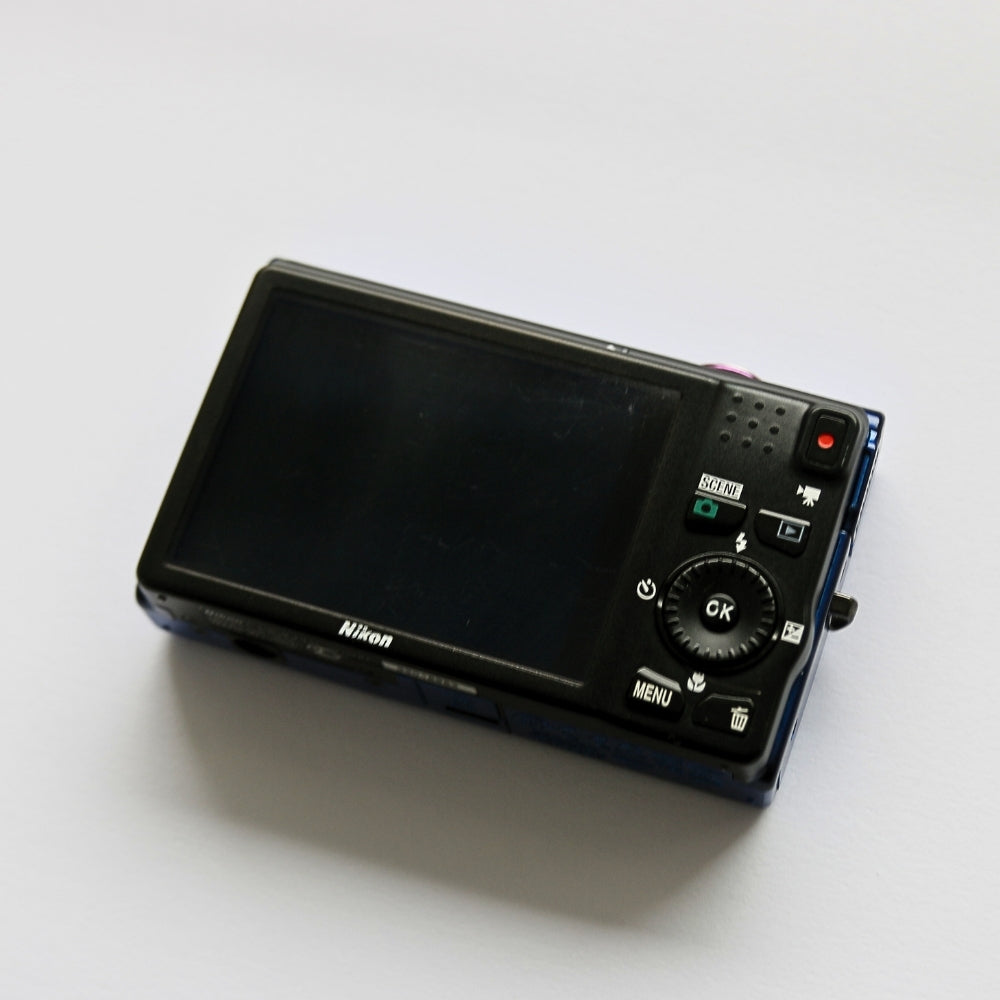 Nikon COOLPIX S6200