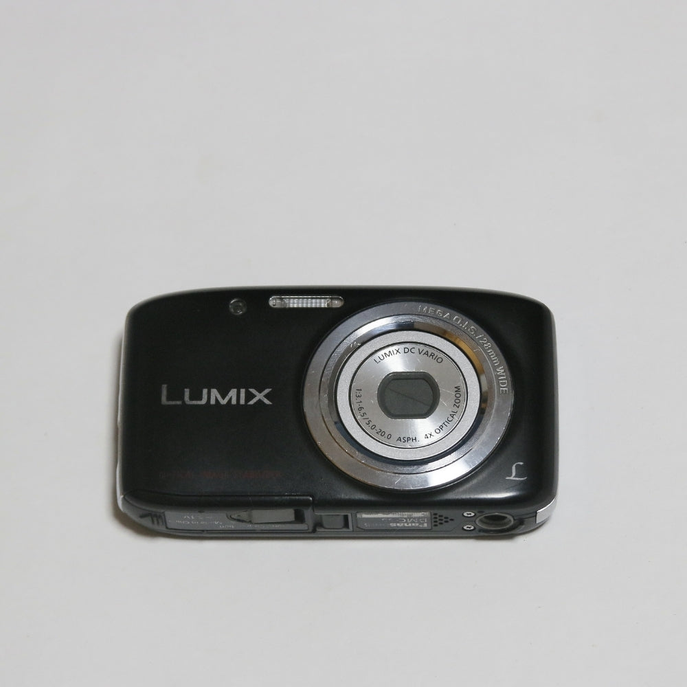 Panasonic LUMIX DMC-S5