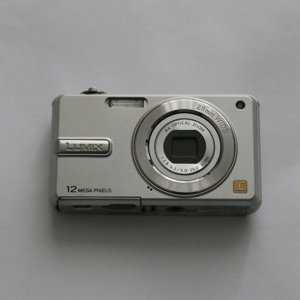 Panasonic Lumix DMC-F3