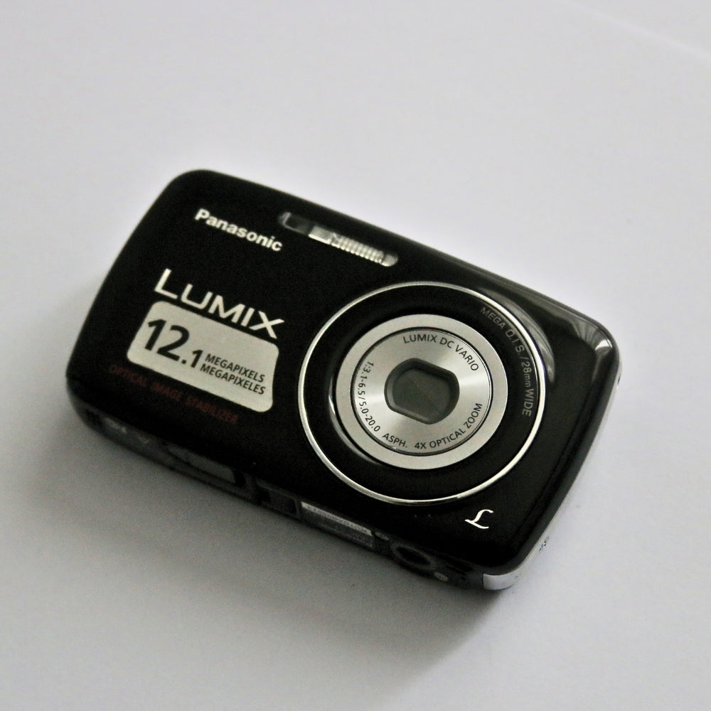 Panasonic LUMIX DMC-S1