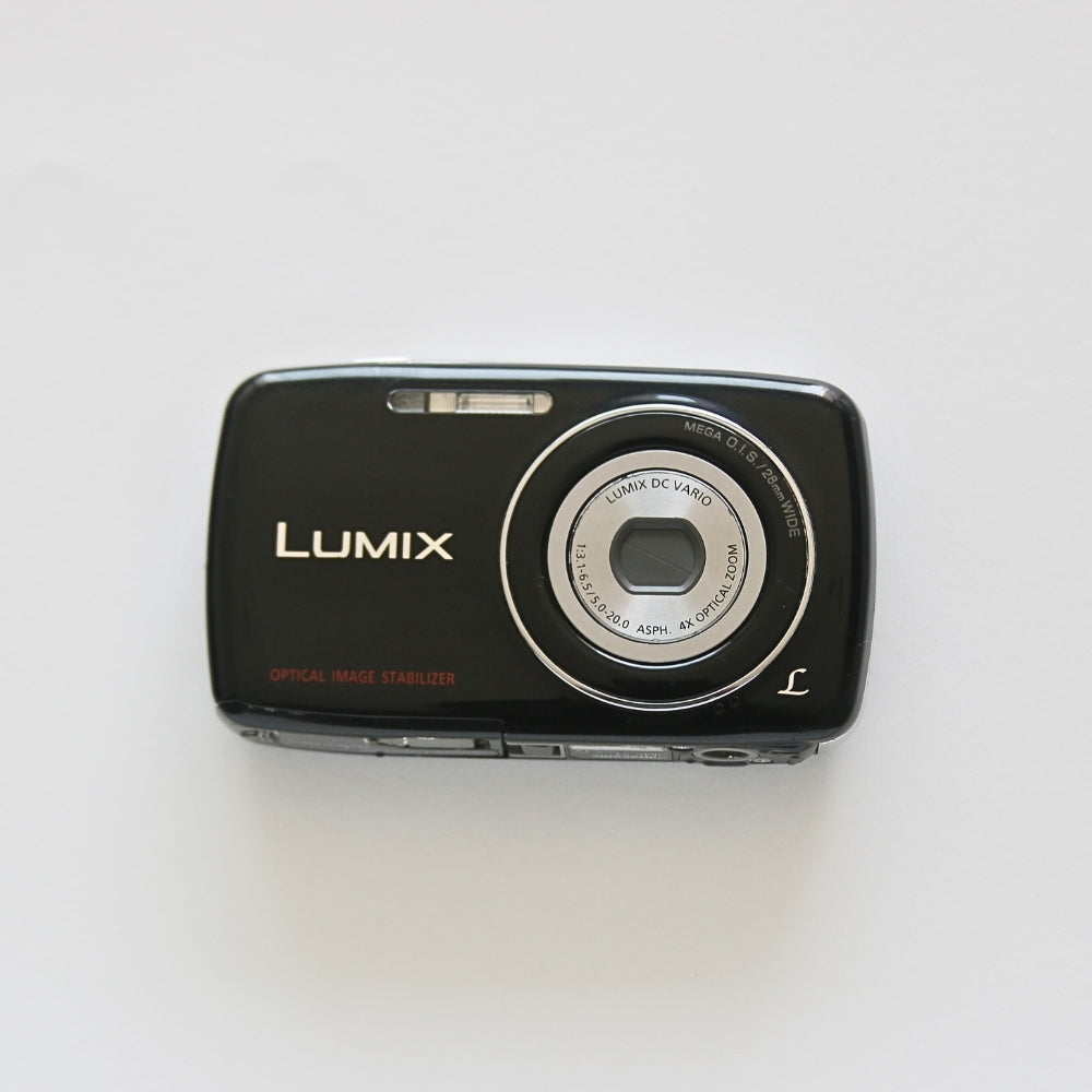 Panasonic LUMIX DMC-S1