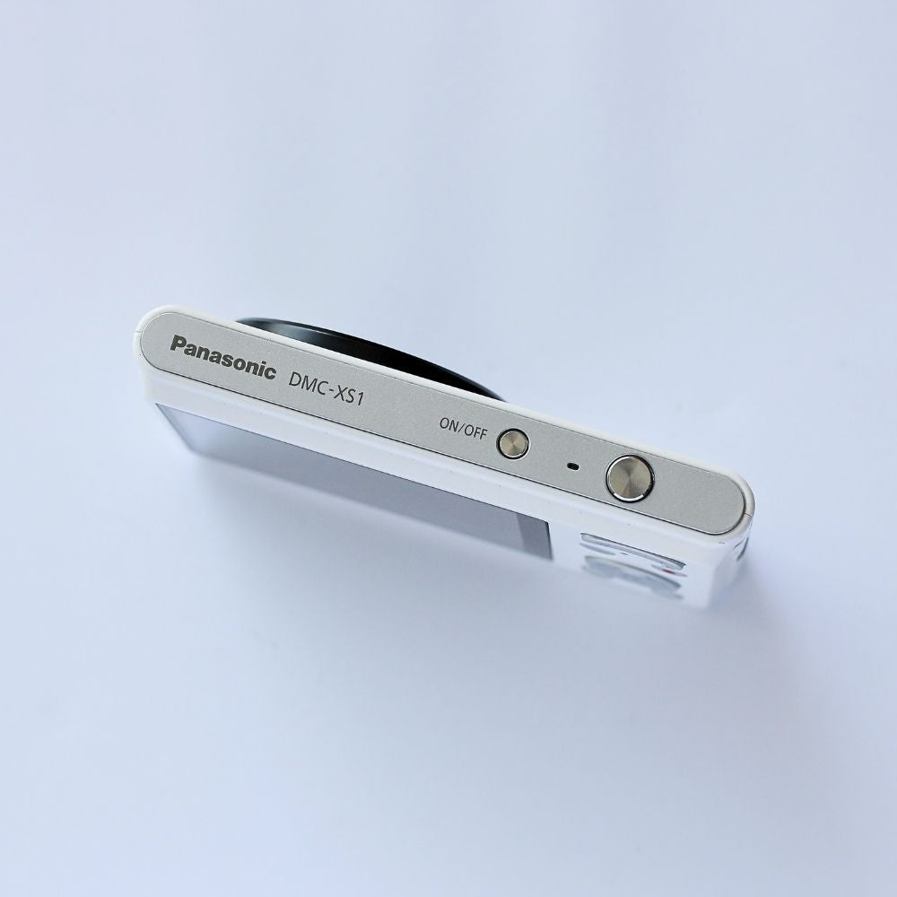 Panasonic LUMIX DMC-XS1