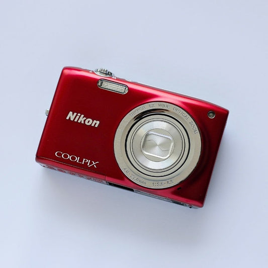 Nikon COOLPIX S2700