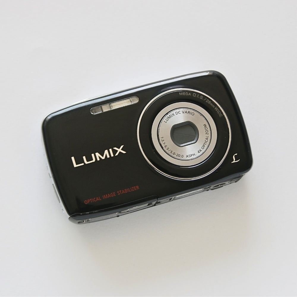 Panasonic LUMIX DMC-S1