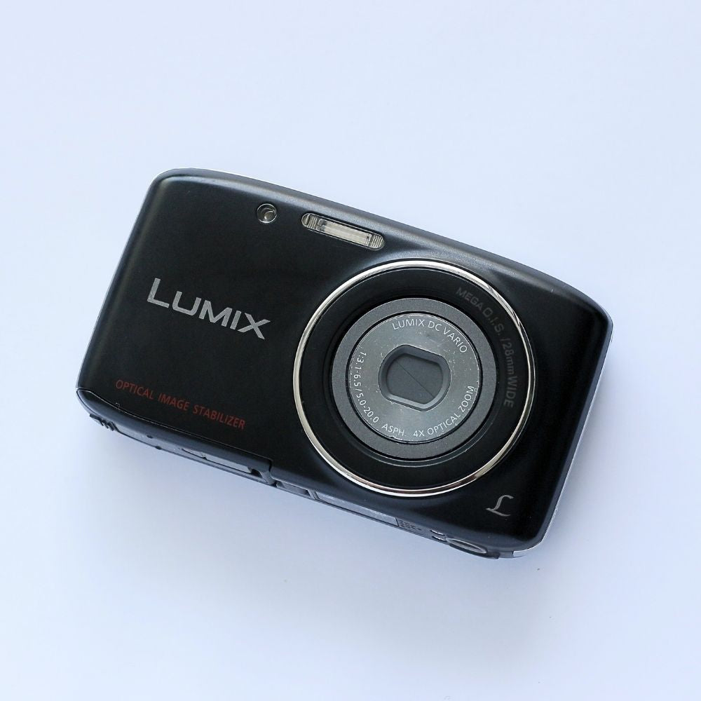 Panasonic LUMIX DMC-S2
