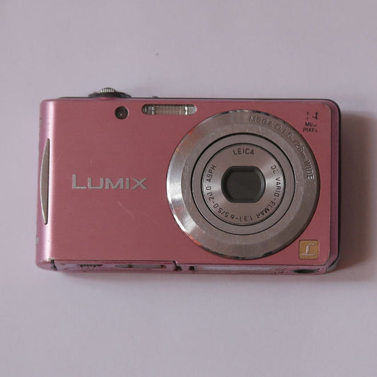 Panasonic LUMIX DMC-FH2