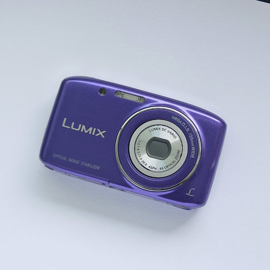Panasonic LUMIX DMC-S2