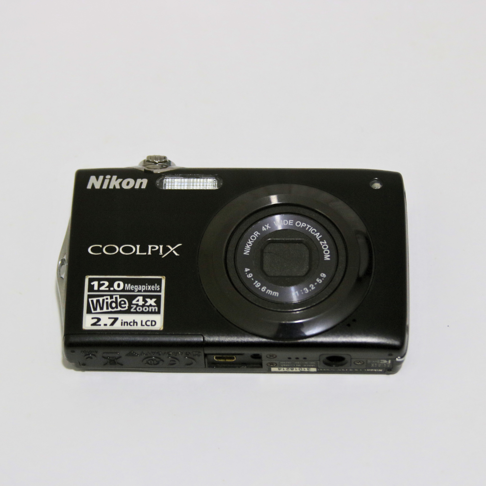 Nikon Coolpix S3000