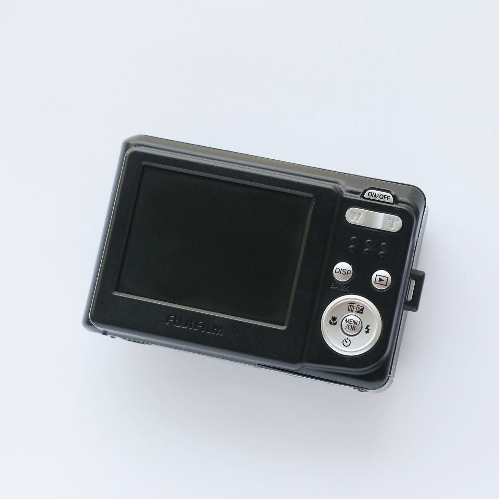 FUJIFILM FinePix C10