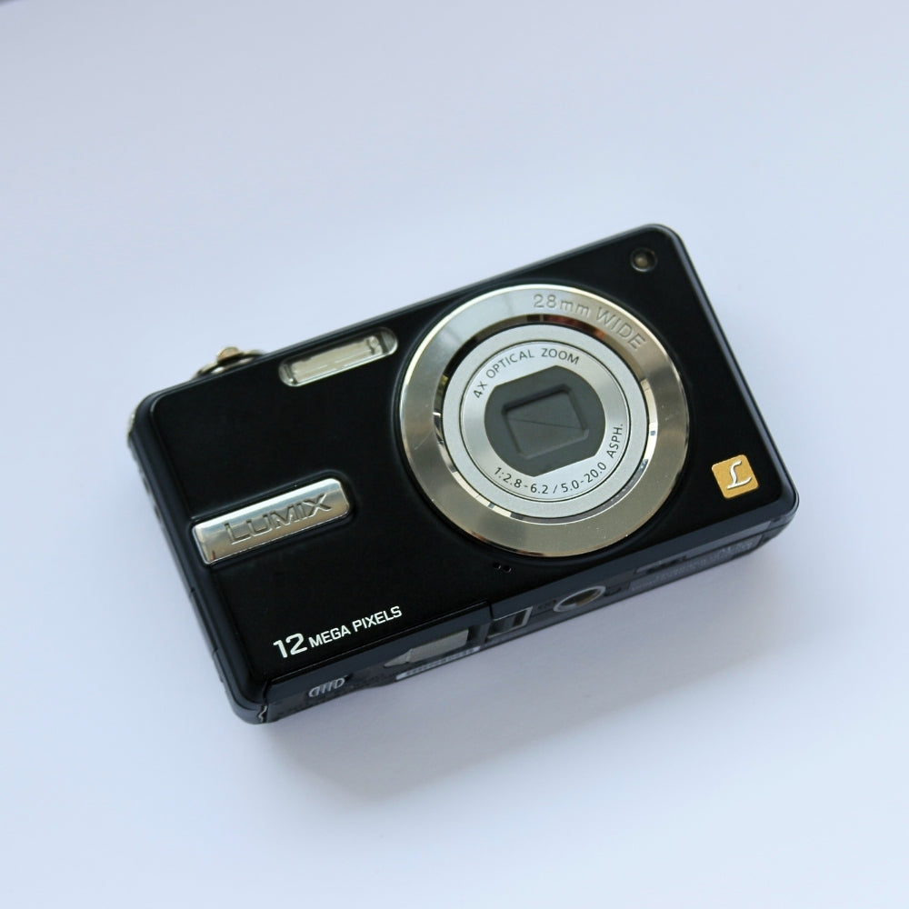 Panasonic Lumix DMC-F3