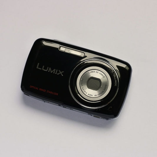 Panasonic LUMIX DMC-S3