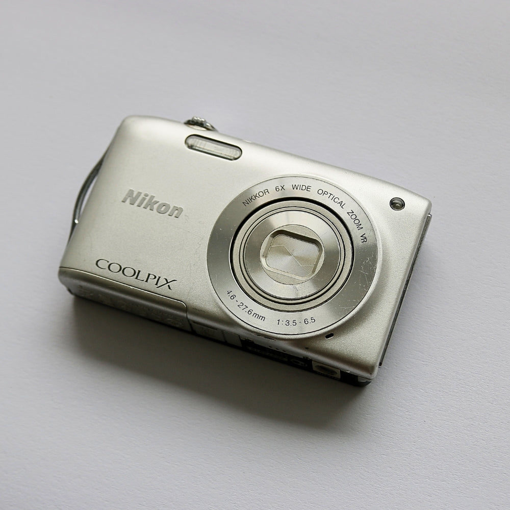 Nikon COOLPIX S3300