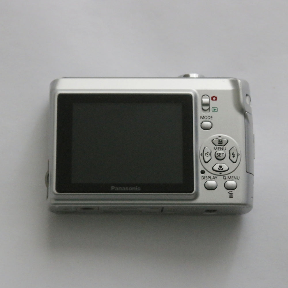 Panasonic LUMIX DMC-LS80