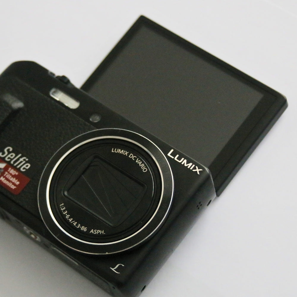 Panasonic LUMIX DMC-ZS45 Selfie
