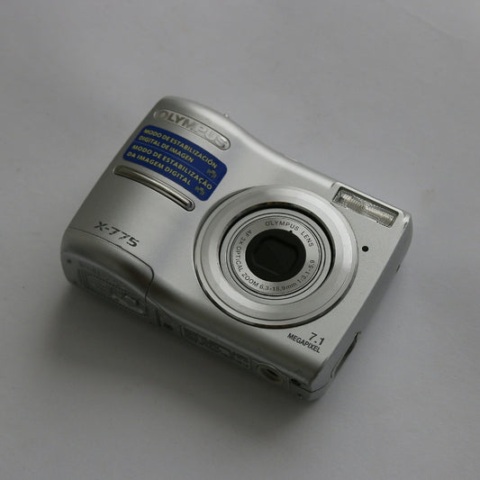 OLYMPUS X-775