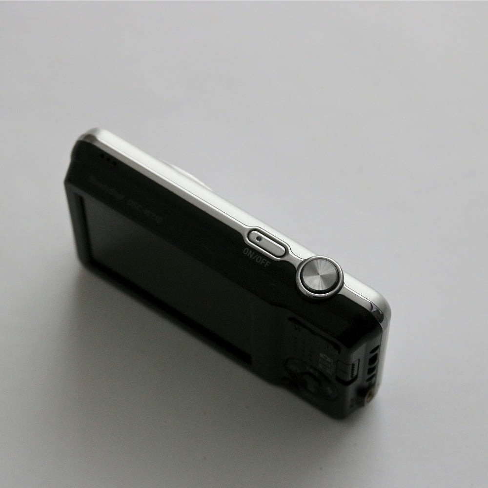 Sony Cyber-shot DSC-W710