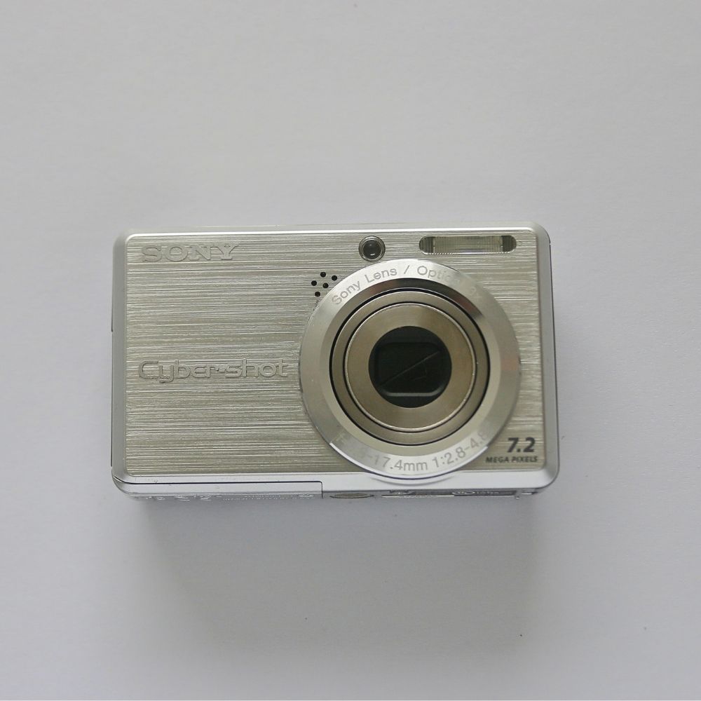 Sony Cyber-shot DSC-S750