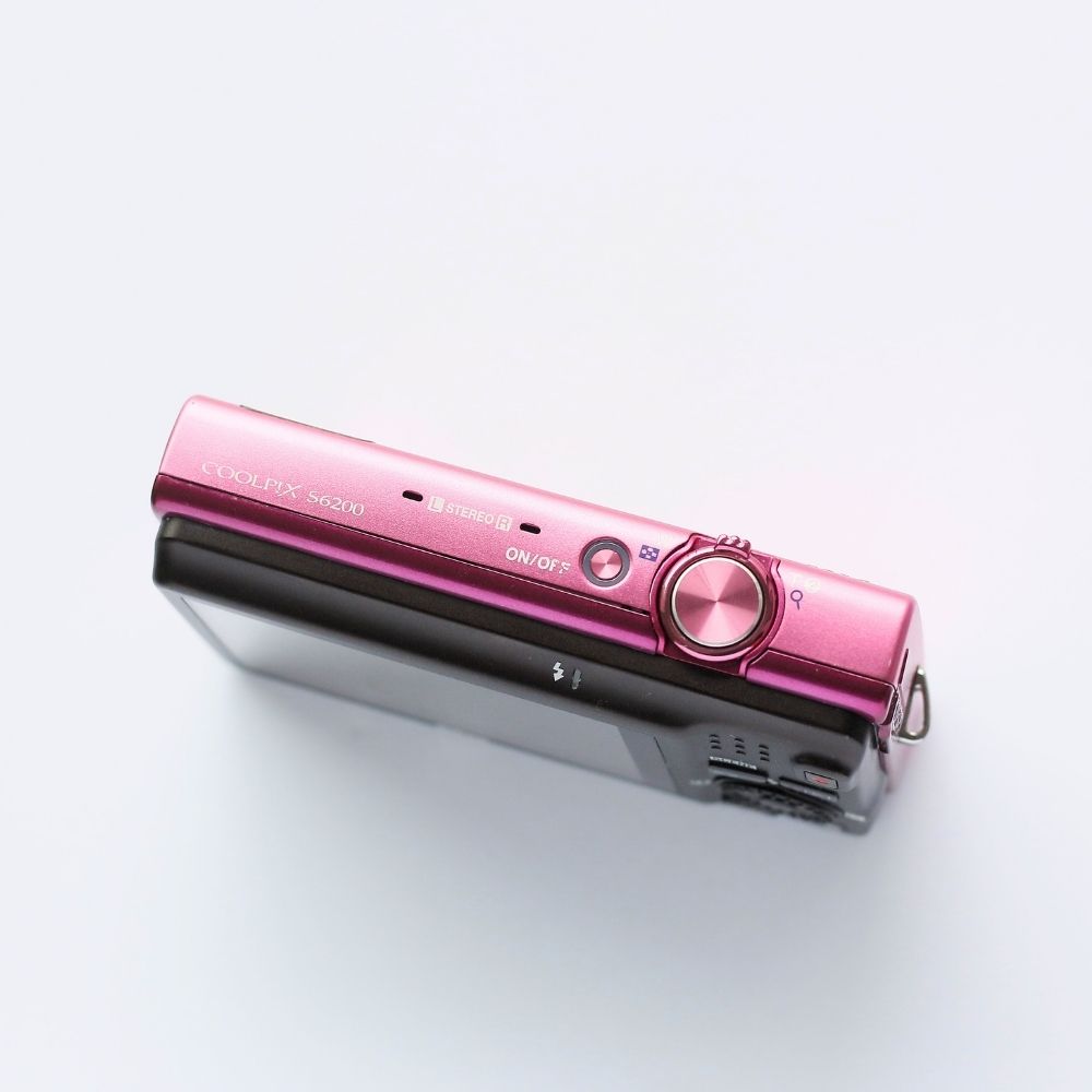 Nikon COOLPIX S6200