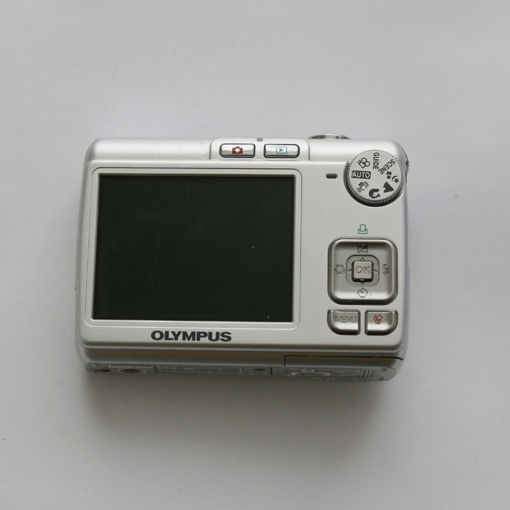 OLYMPUS X-775