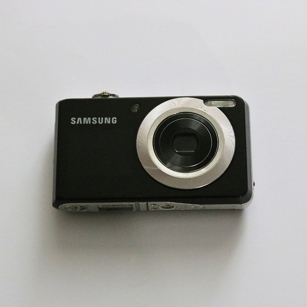 Samsung PL100