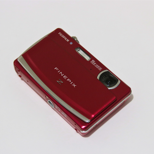 FUJIFILM Z90