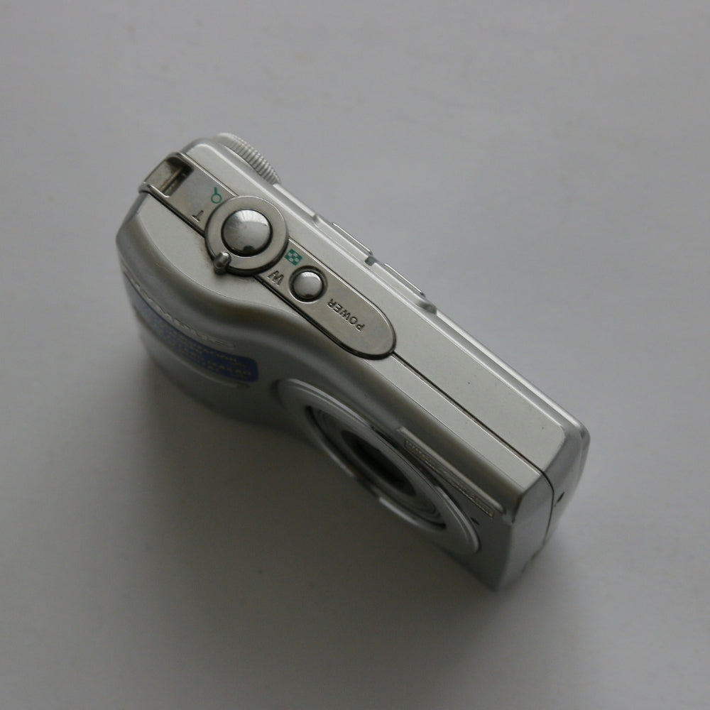 OLYMPUS X-775