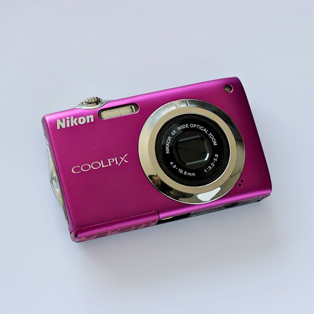 Nikon Coolpix S3000