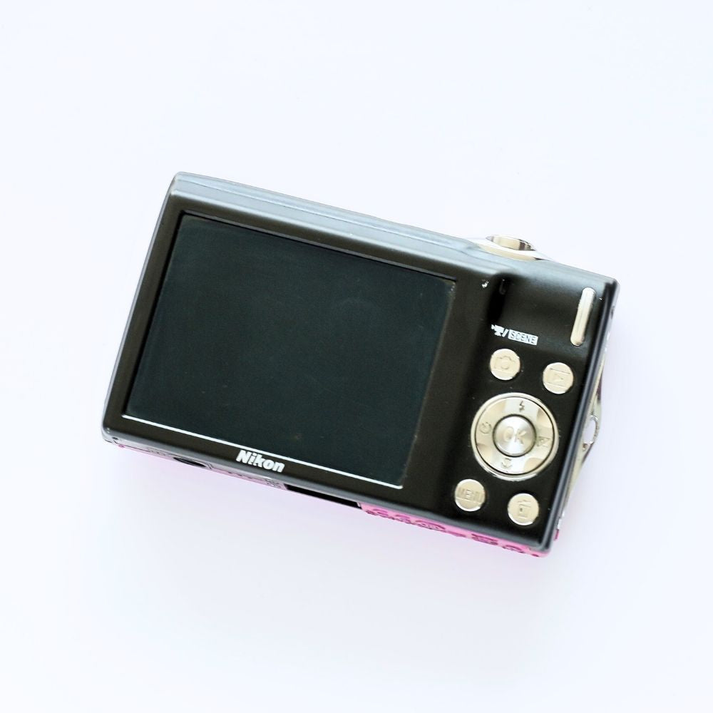 Nikon Coolpix S3000