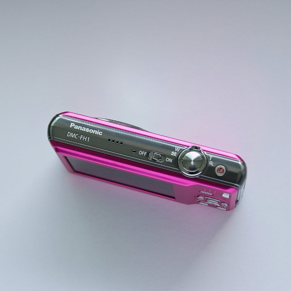 Panasonic LUMIX DMC-FH1