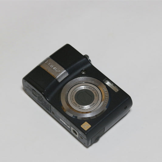 Panasonic LUMIX DMC-LS80