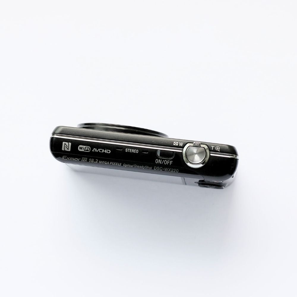 Sony Cyber-shot DSC-WX220