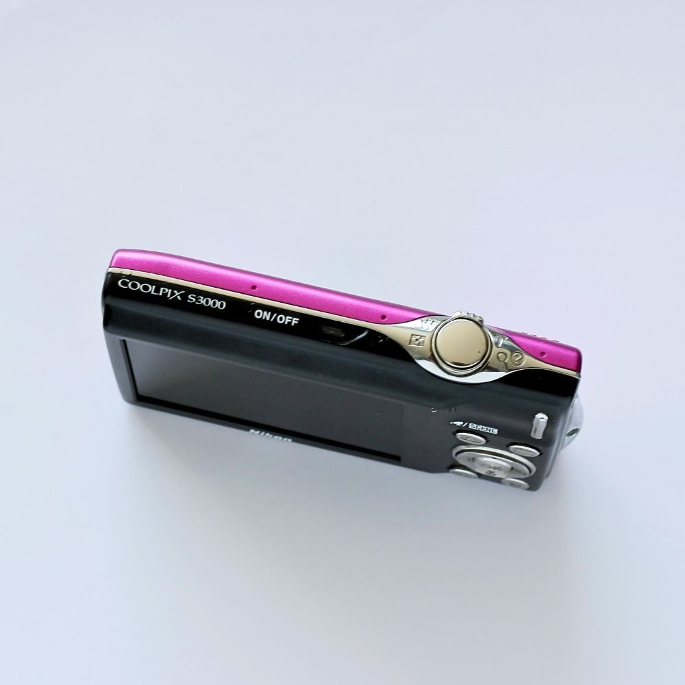 Nikon Coolpix S3000