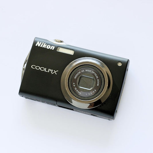 Nikon COOLPIX S4000