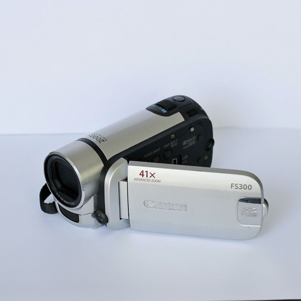 Canon FS300
