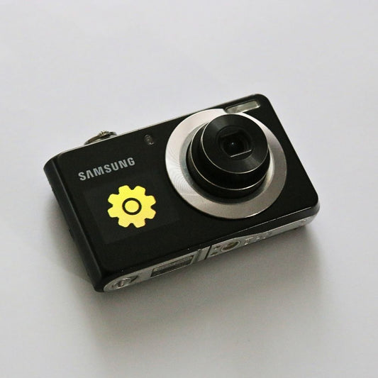 Samsung PL100