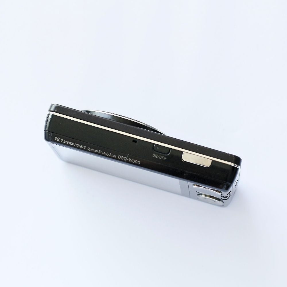 Sony Cyber-shot DSC-W690