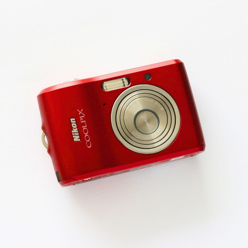 Nikon COOLPIX L18
