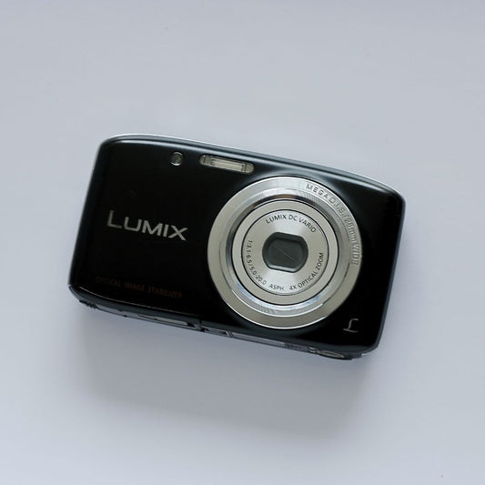 Panasonic LUMIX DMC-S5