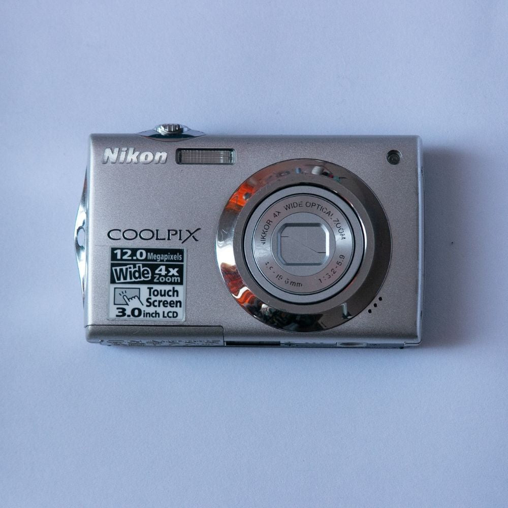 Nikon COOLPIX S4000