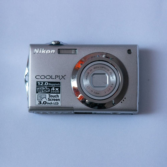 Nikon COOLPIX S4000