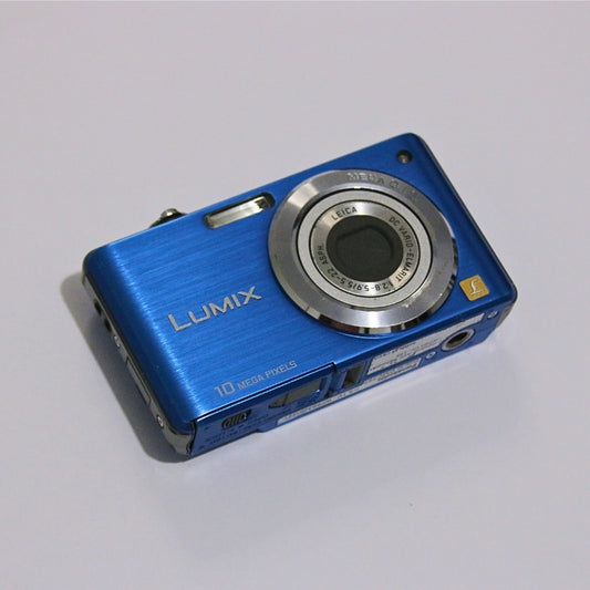 Panasonic LUMIX DMC-FS7