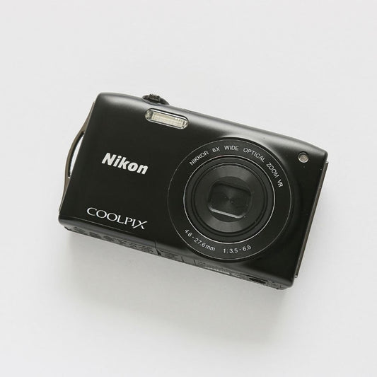 Nikon COOLPIX S3300